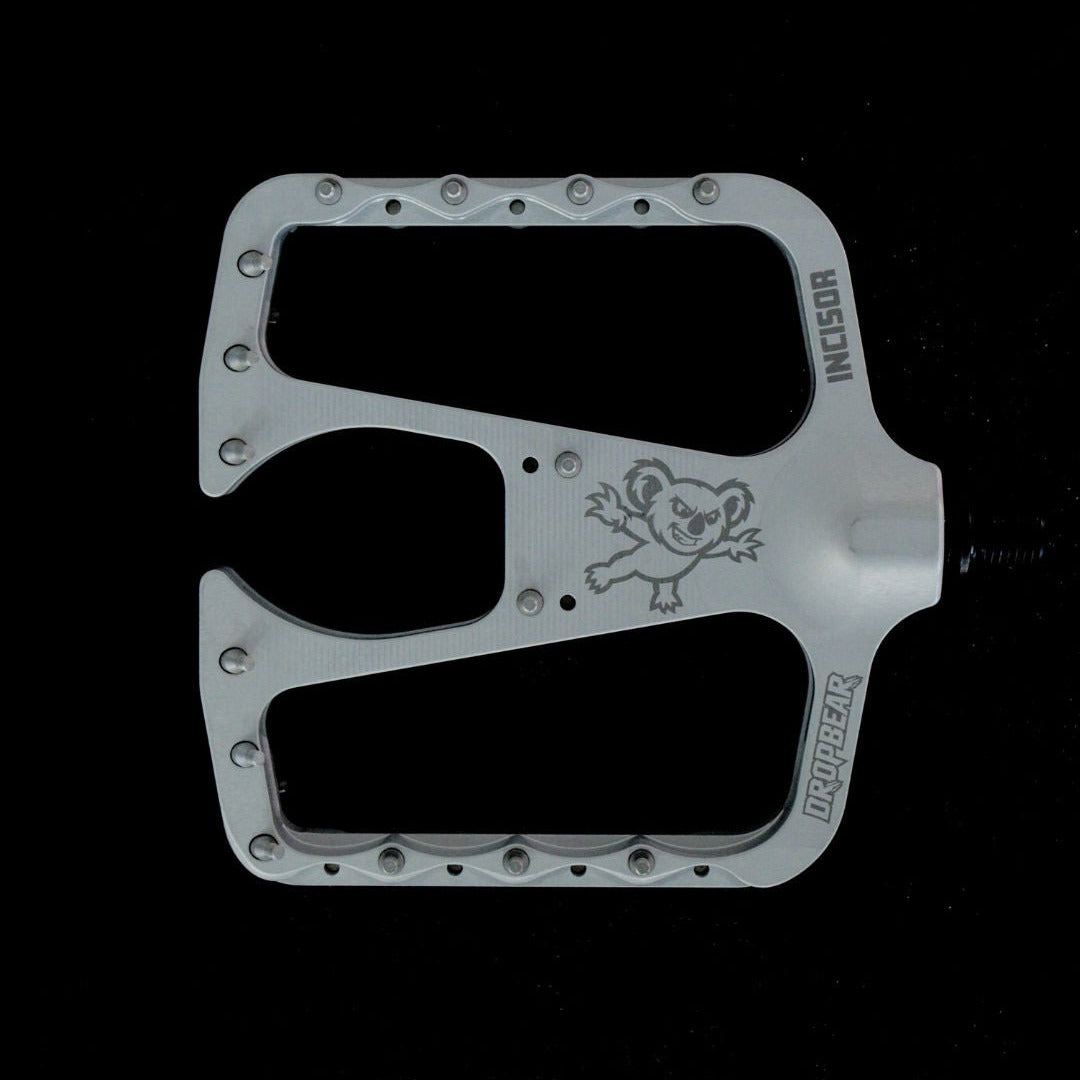 Silver Incisor Flat Pedal